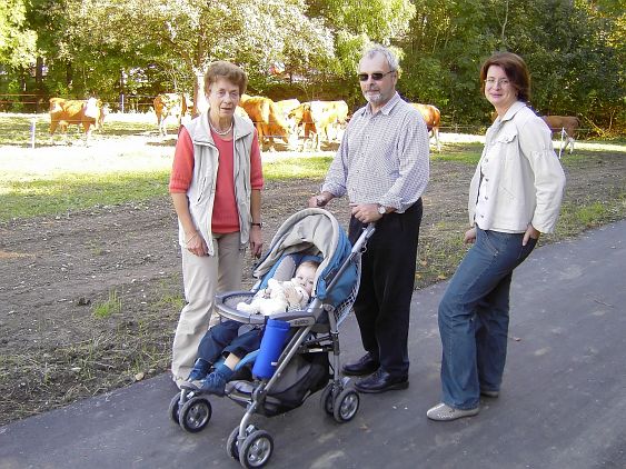 051009_06